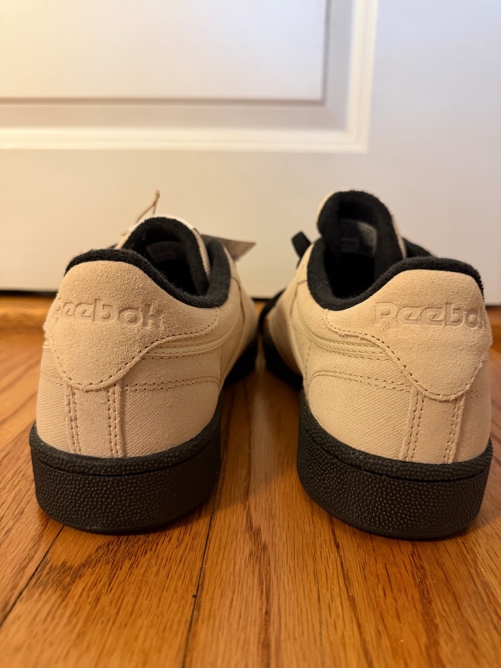 Reebok Beige and Black Low-Top Sneakers - Picture 3 of 5
